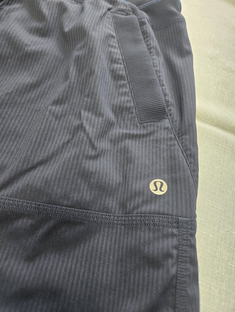 Lululemon Navy Lightweight Jogger Pants – Size 14 - Picture 6 of 9